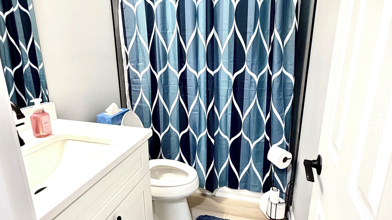 Photo of Bathroom in Englewood