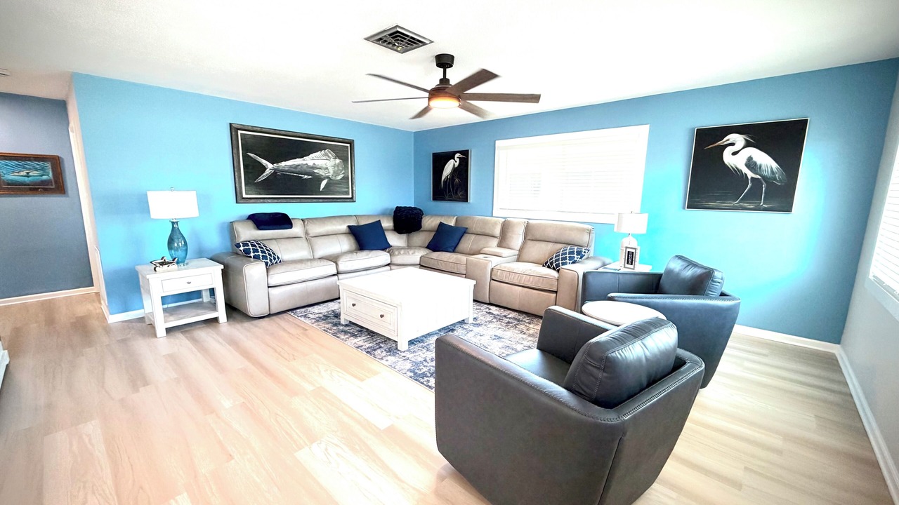 Photo of Livingroom in Englewood