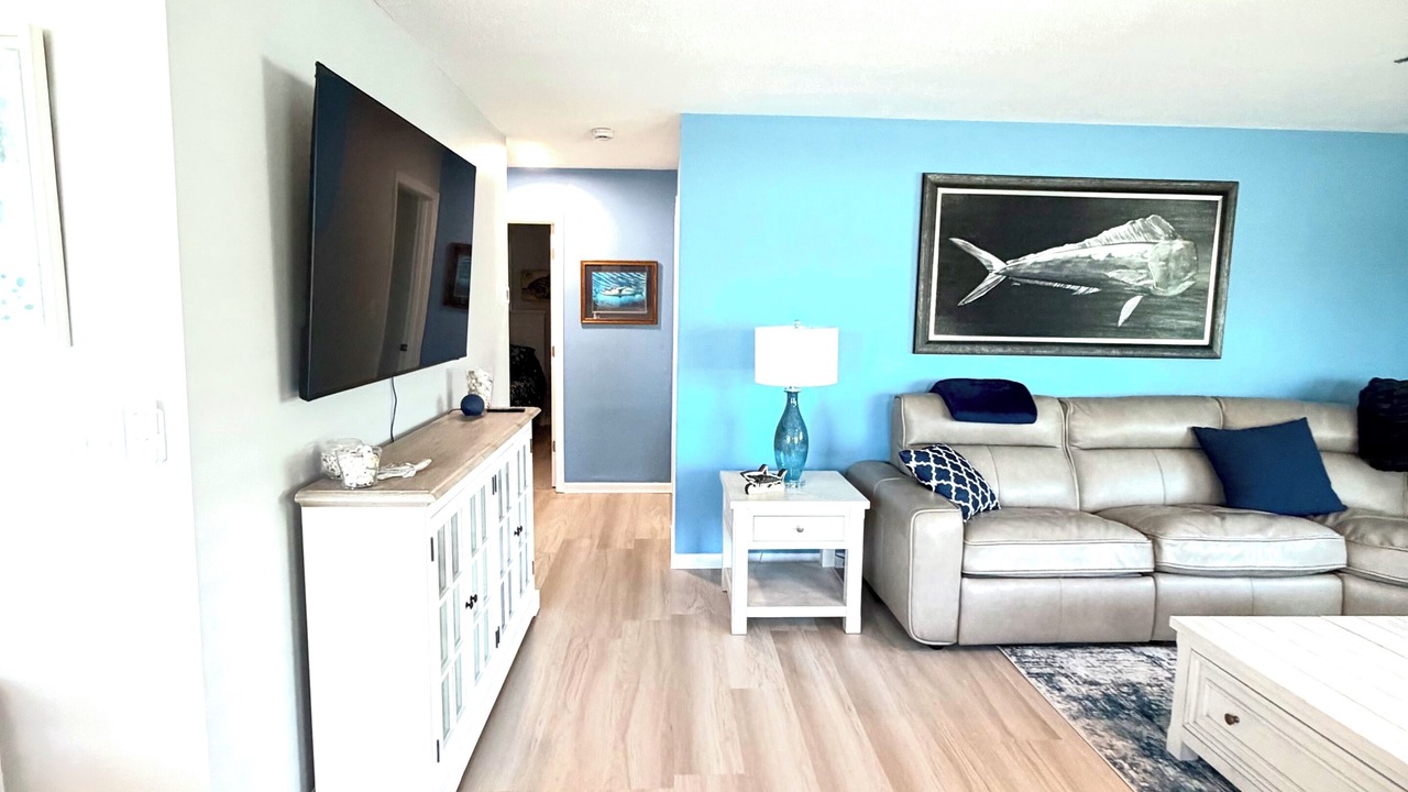 Photo of Livingroom in Englewood