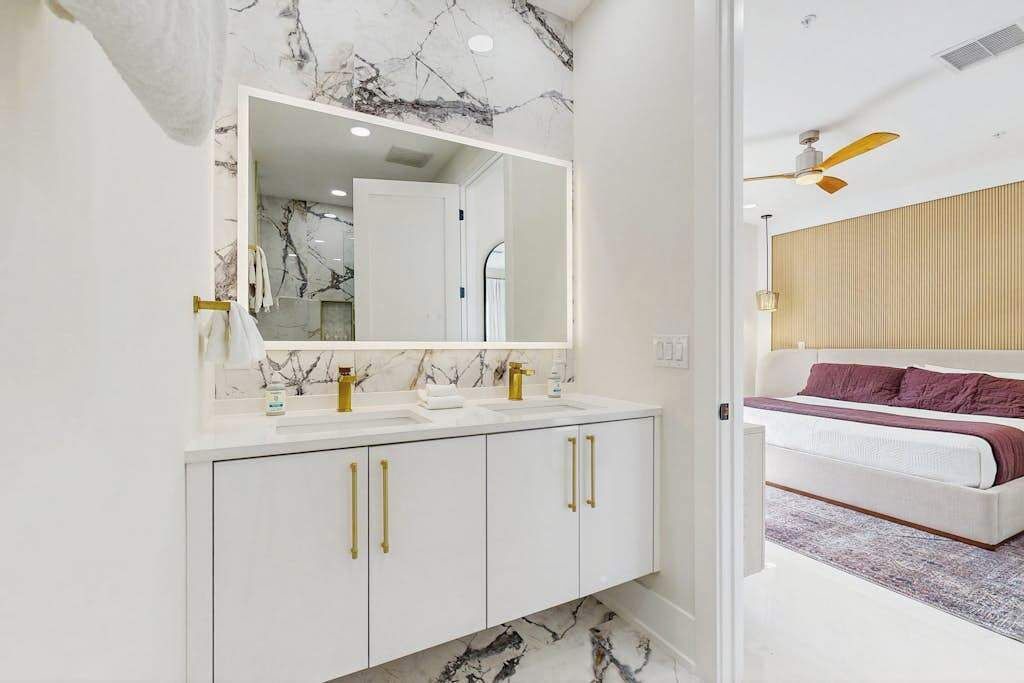 Photo of Bedroom in Downtown