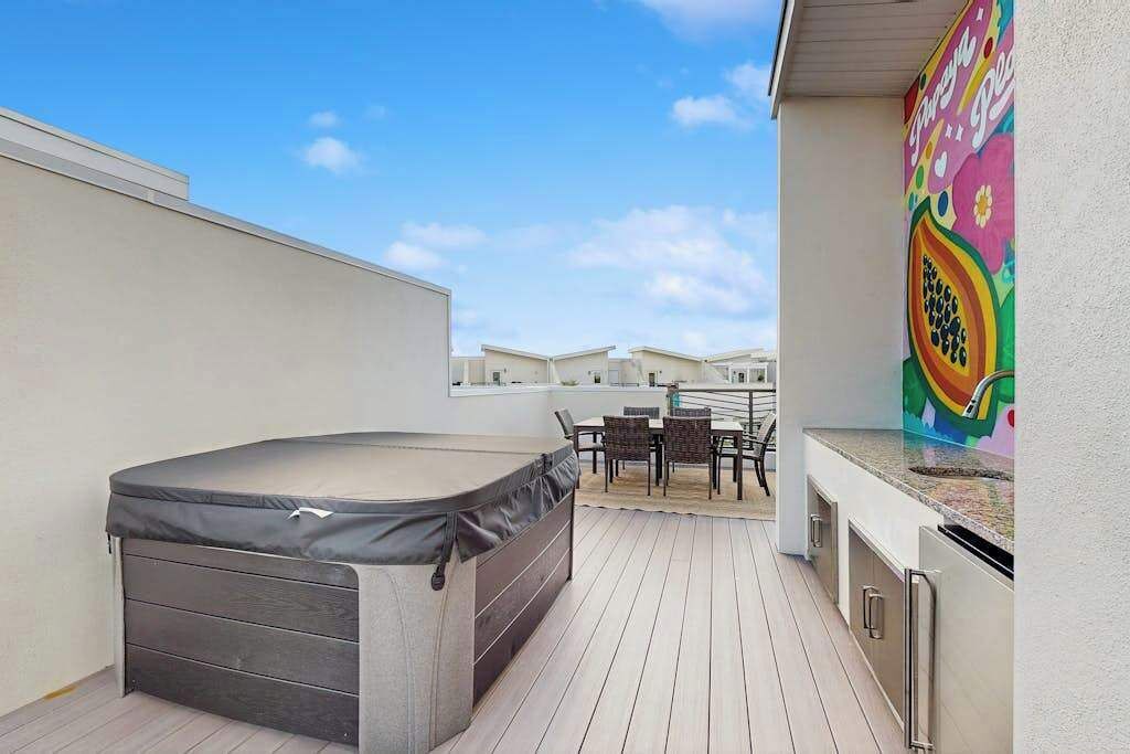 Photo of Outdoor in Downtown