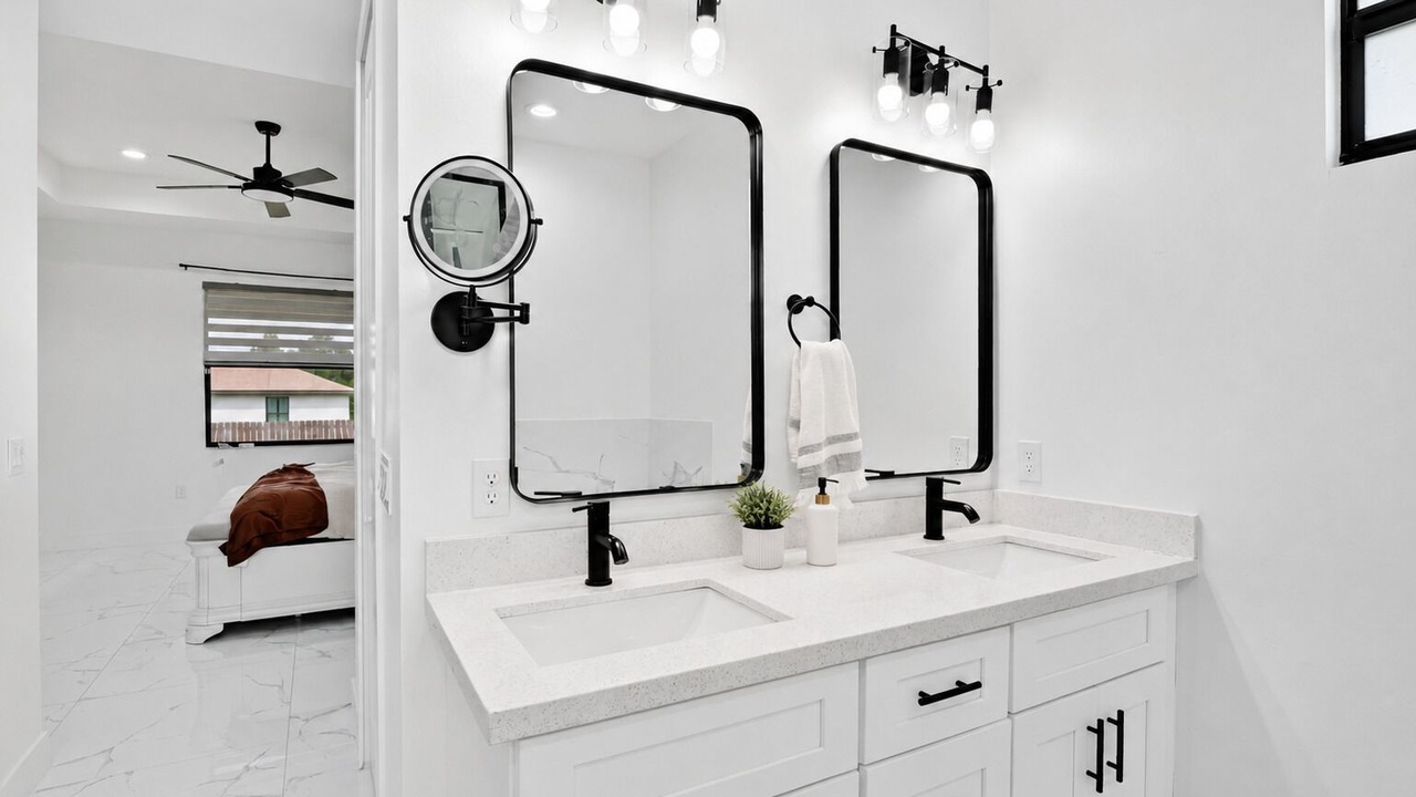 Photo of Bathroom in Eisenhower