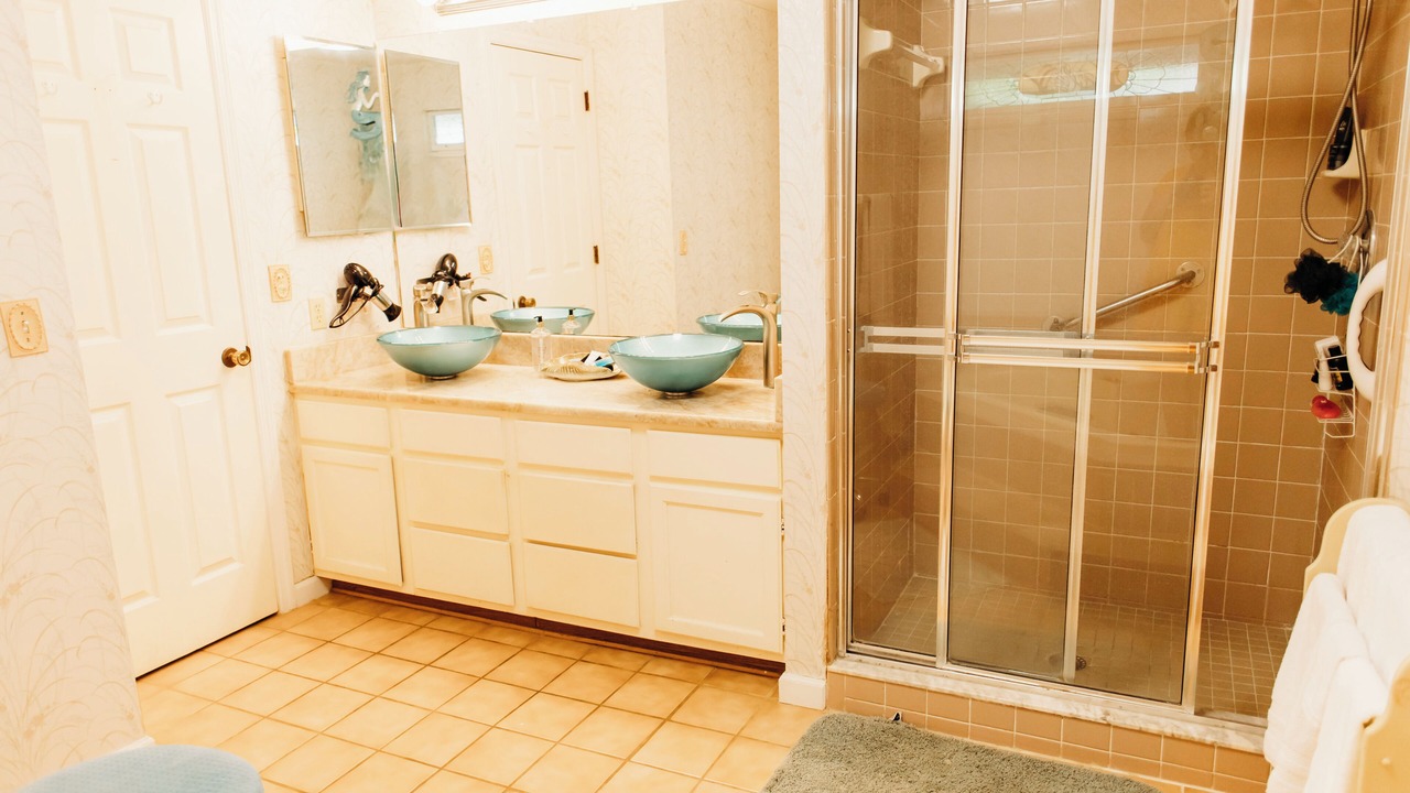 Photo of Bathroom in Walsingham