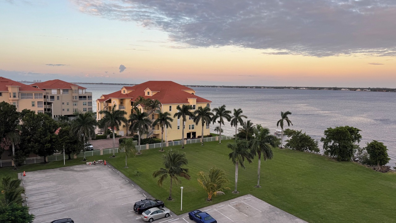 Photo of Outdoor in Caloosahatchee