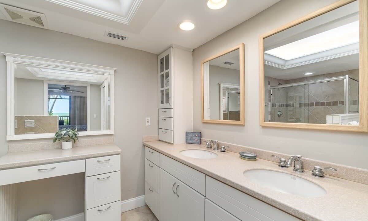 Photo of Bathroom in Beachview Country Club Estates
