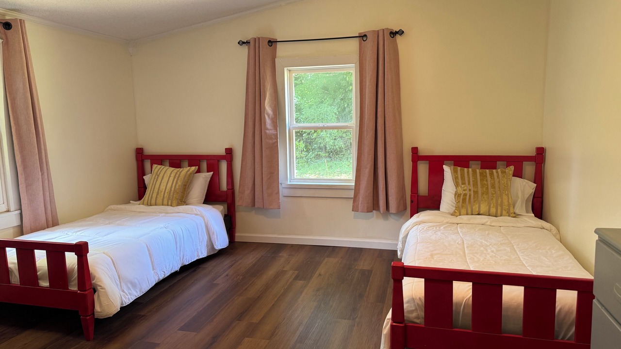 Photo of Bedroom in Landrum
