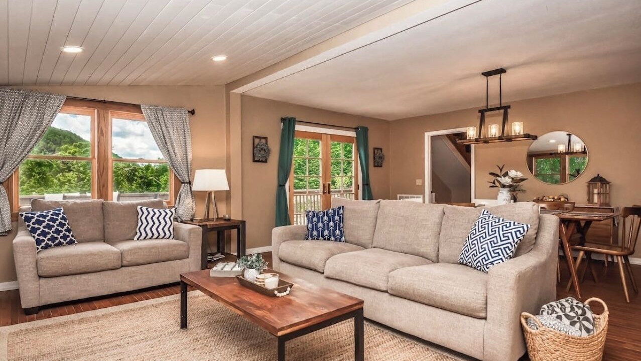 Photo of Livingroom in Gerton