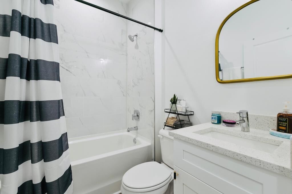 Photo of Bathroom in Gulf Cove