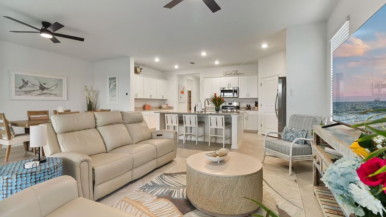 Photo of Livingroom in Port Charlotte