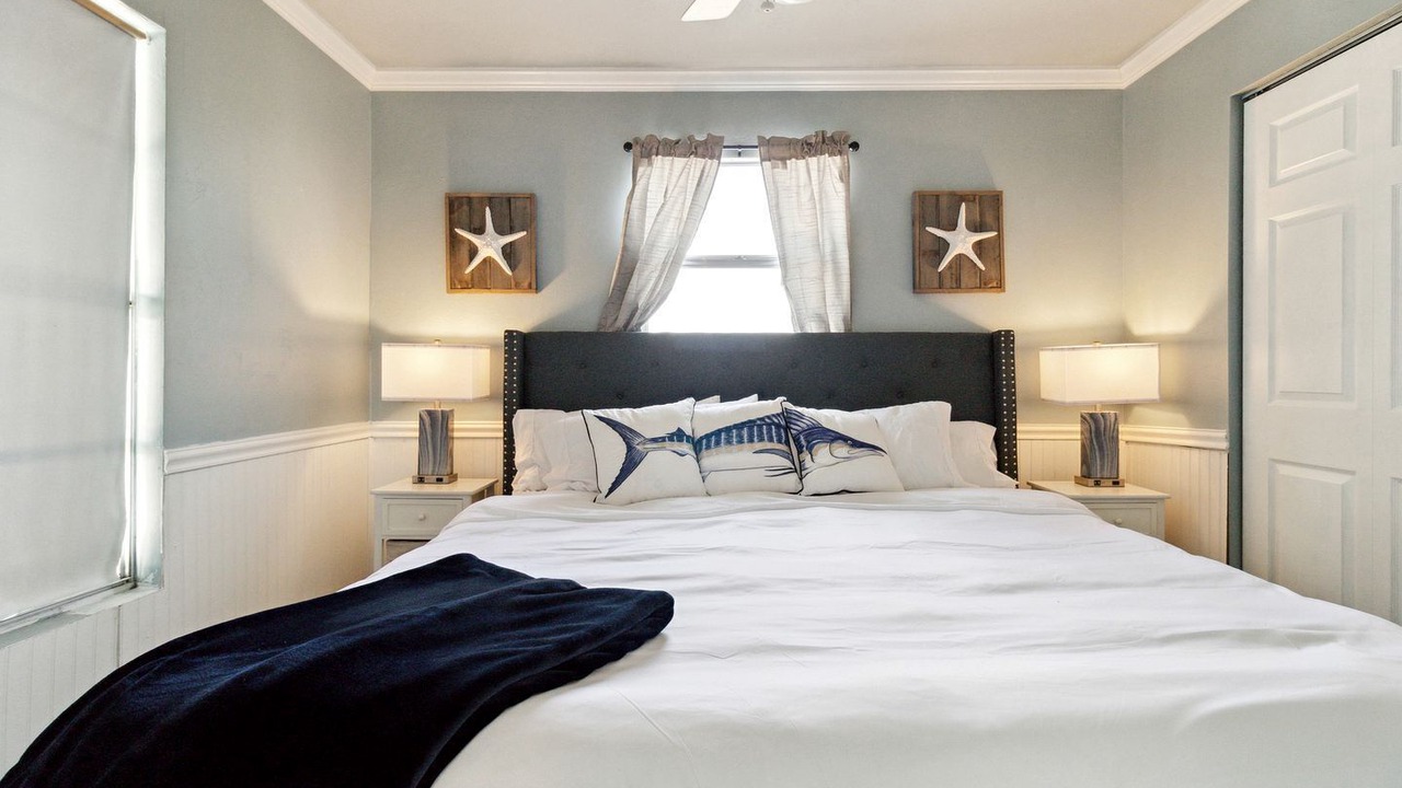 Photo of Bedroom in Flamingo Bay