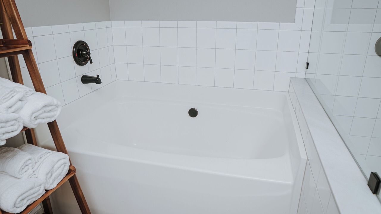Photo of Bathroom in Diplomat