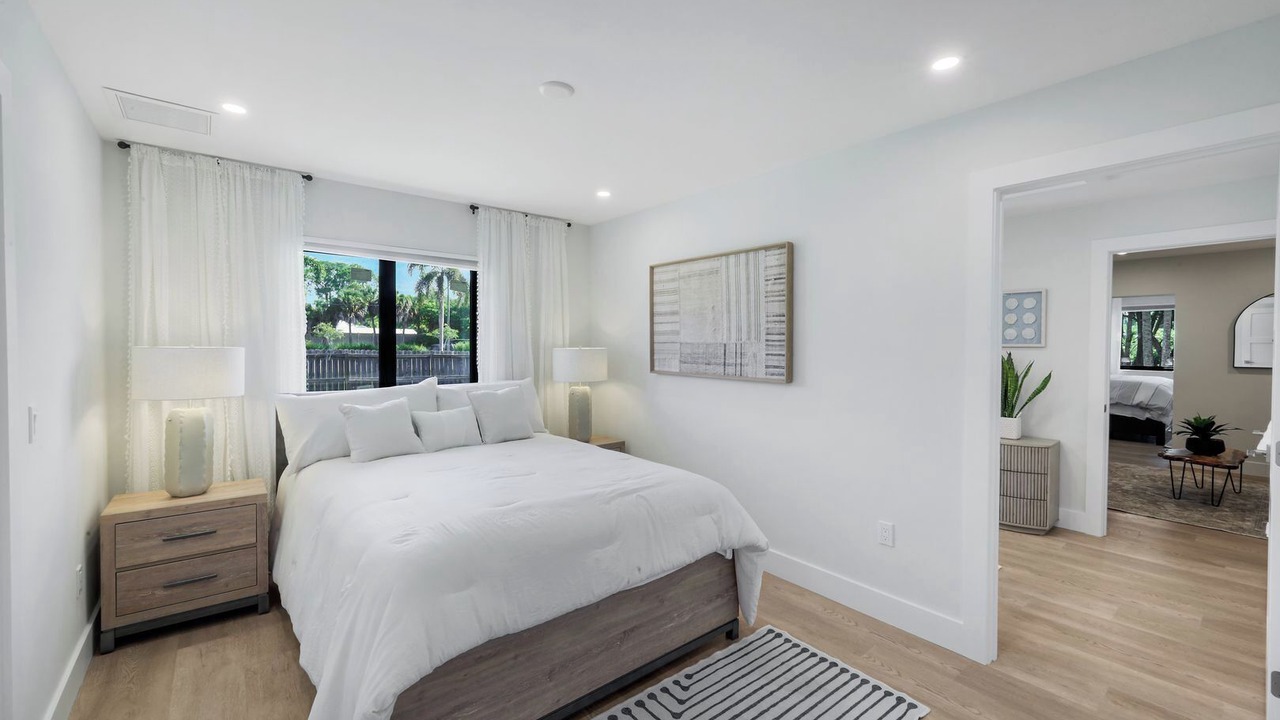 Photo of Bedroom in Central Naples