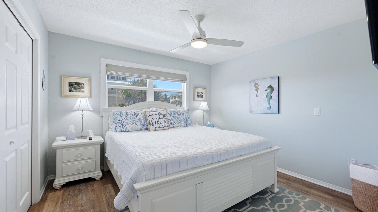 Photo of Bedroom in Palm Island