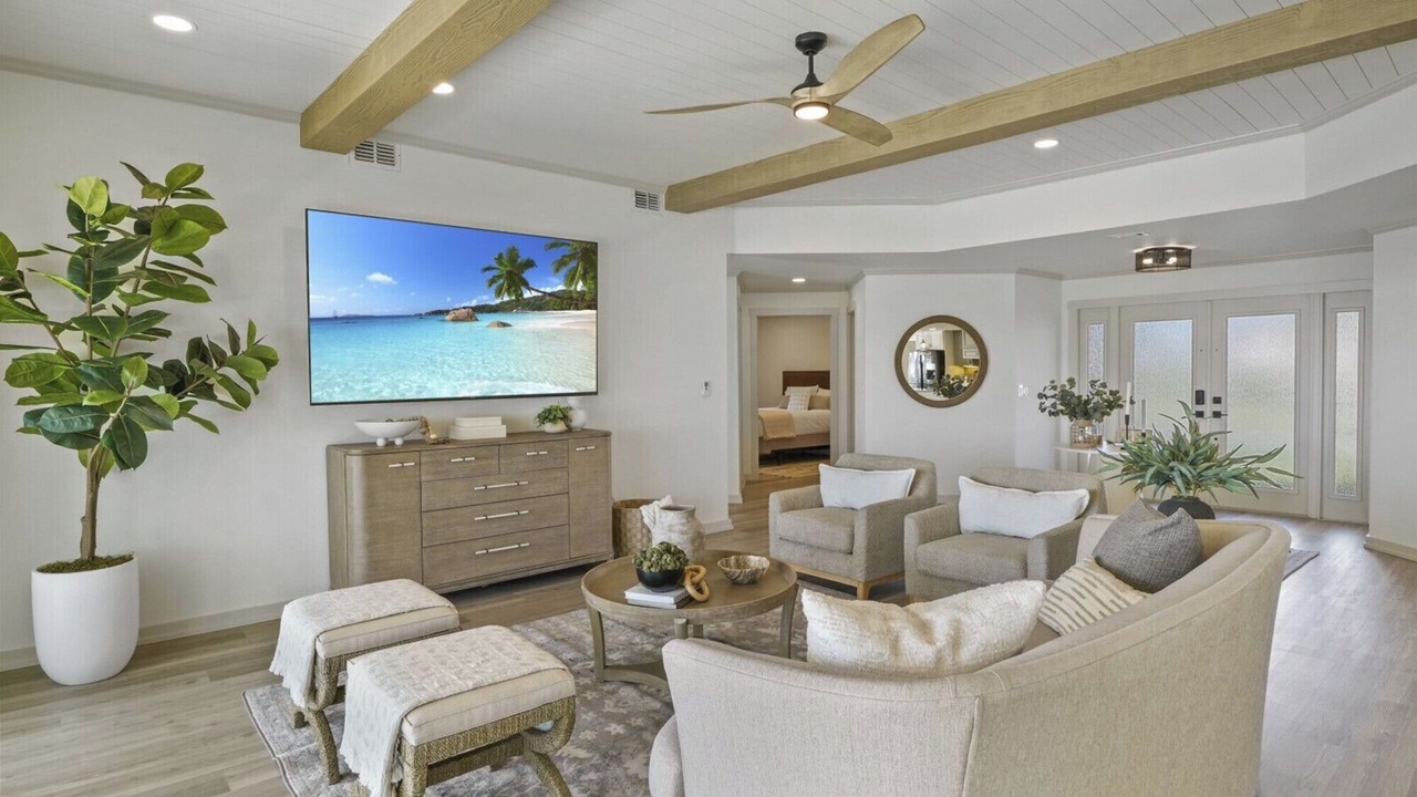 Photo of Livingroom in Caloosahatchee