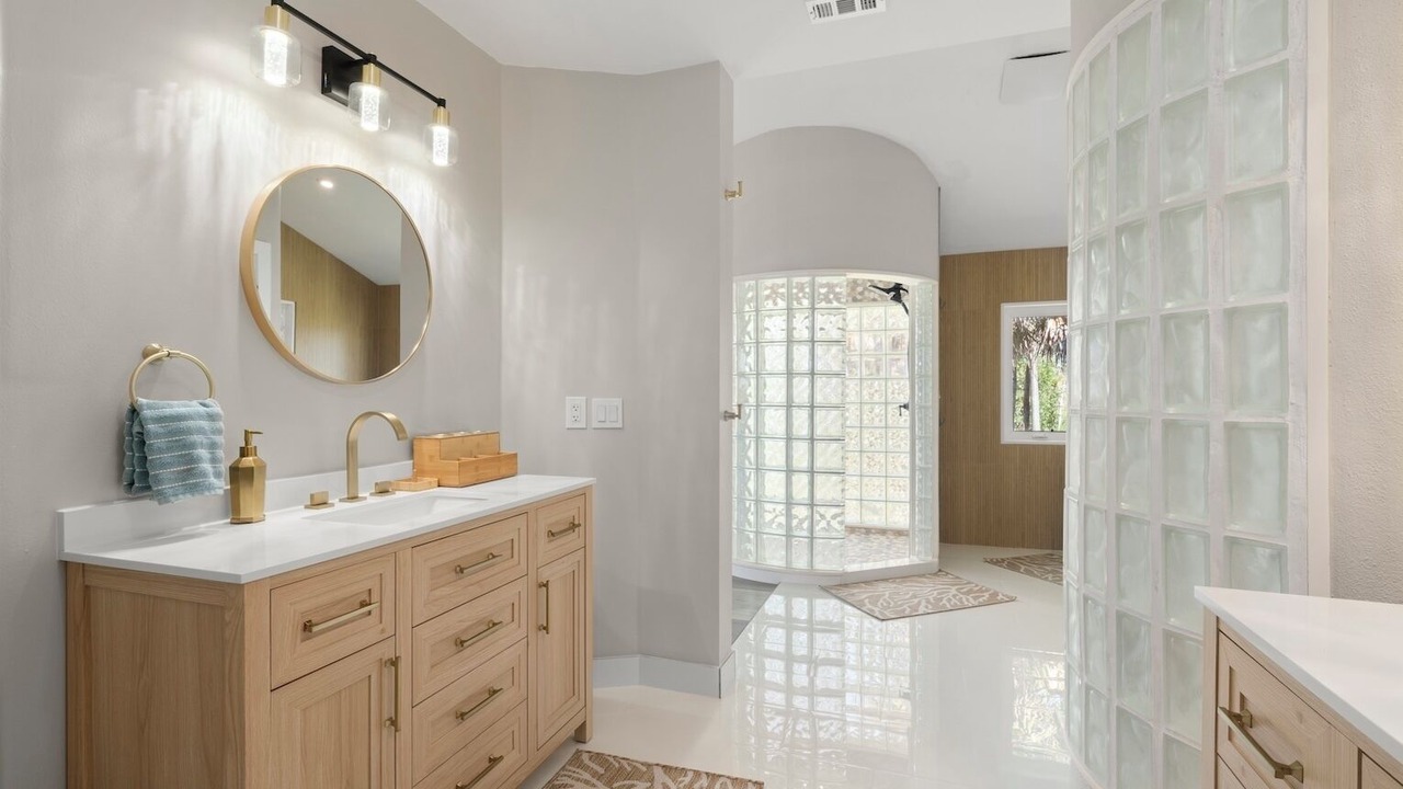 Photo of Bathroom in Sanibel