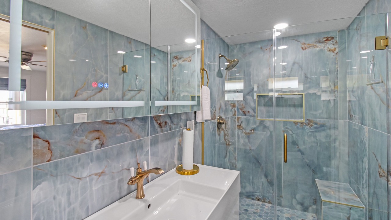 Photo of Bathroom in Harbour Heights