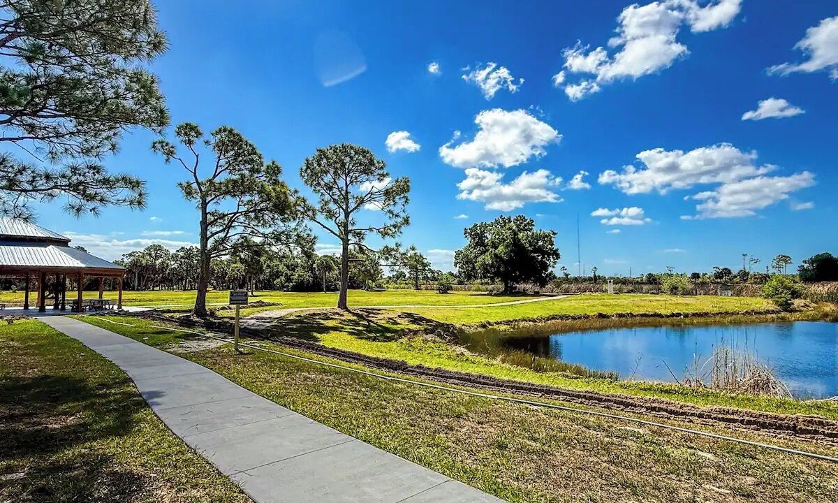 Photo of Outdoor in Rotonda Lakes