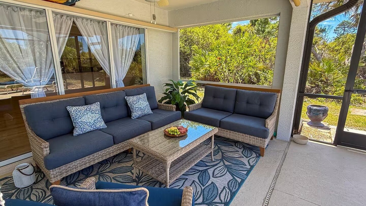 Photo of Livingroom in Rotonda Lakes