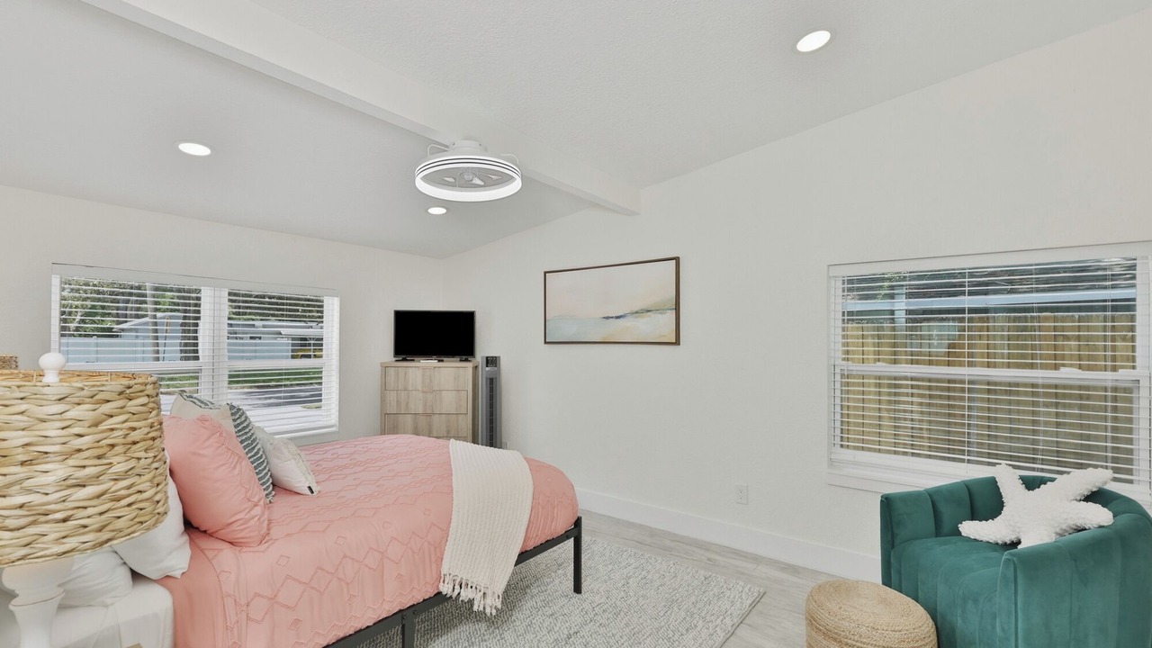 Photo of Bedroom in South Pinellas Community Council