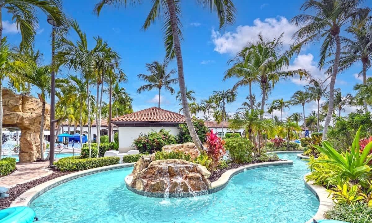 Photo of Outdoor in Naples