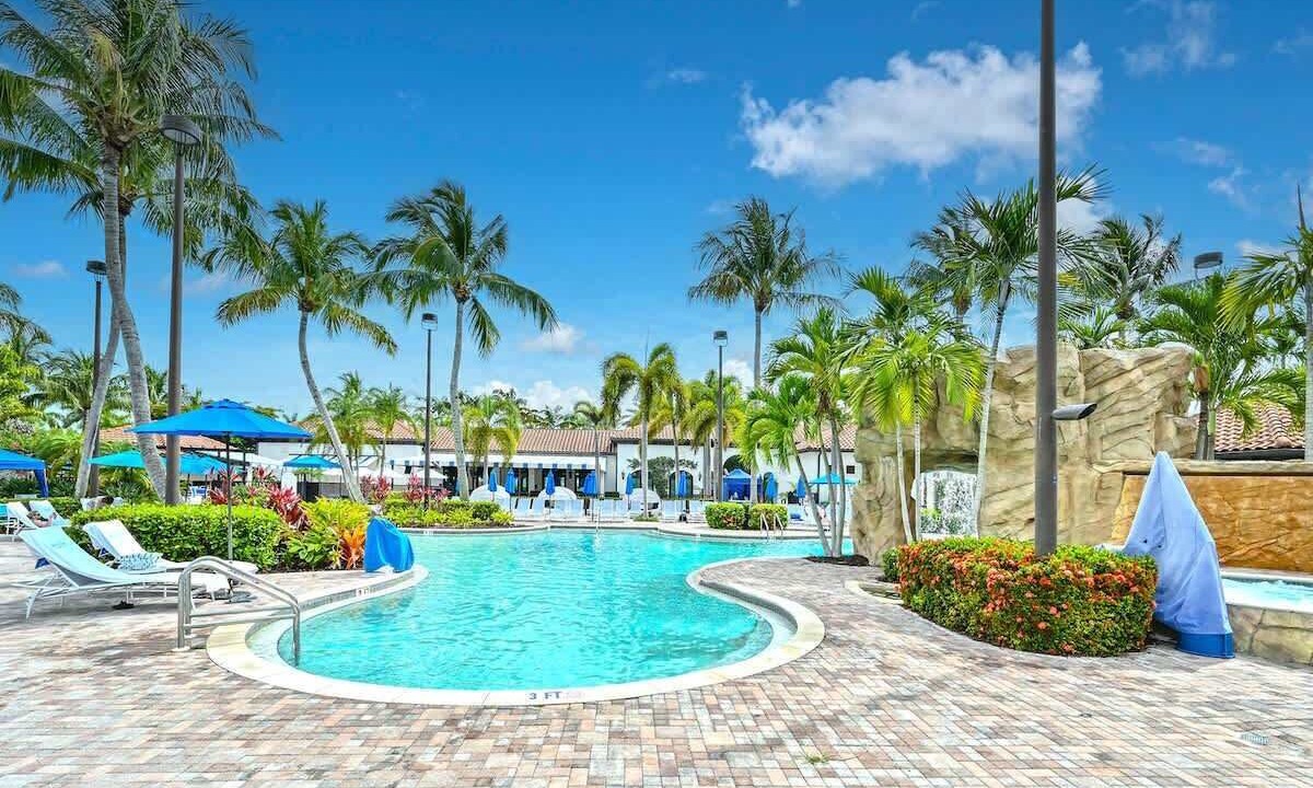 Photo of Outdoor in Naples