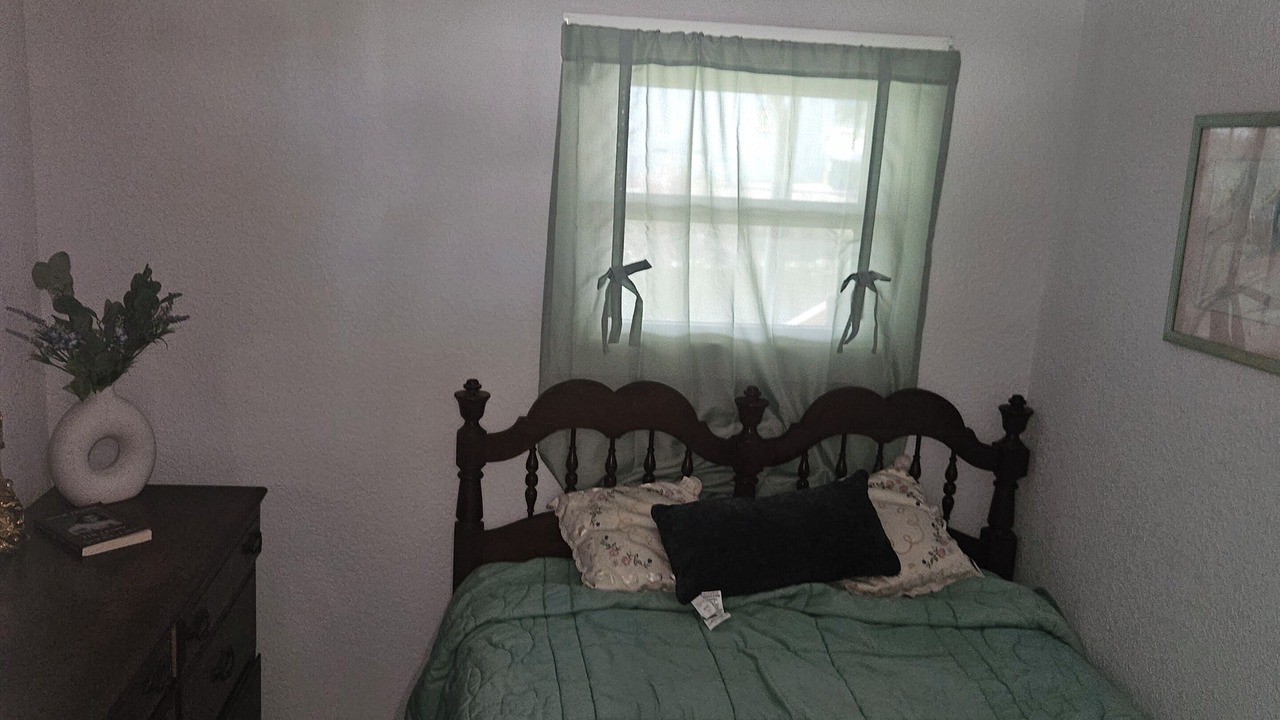 Photo of Bedroom in Buckhead Ridge