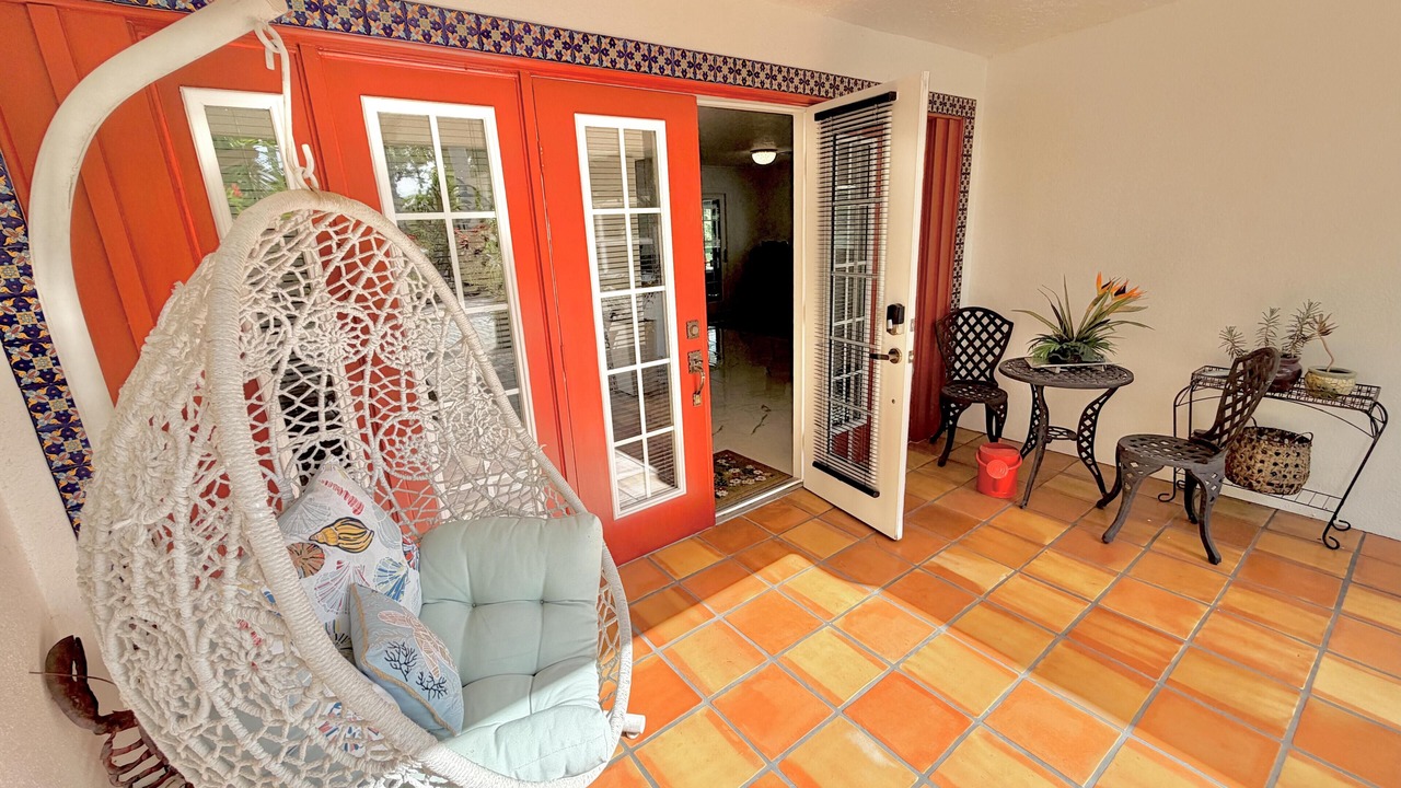 Photo of Patio Balcony in Edison Park Historic District