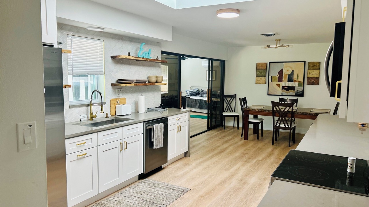 Photo of Kitchen in Warm Mineral Springs