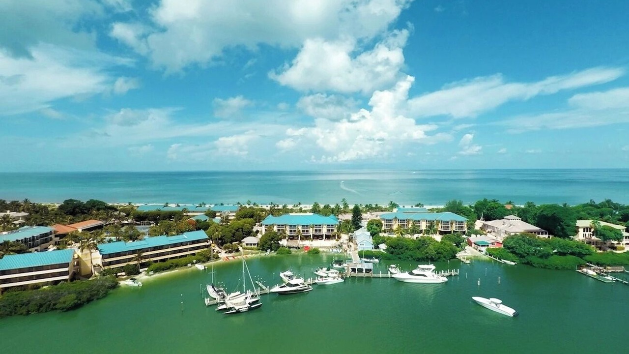Photo of Others in Captiva