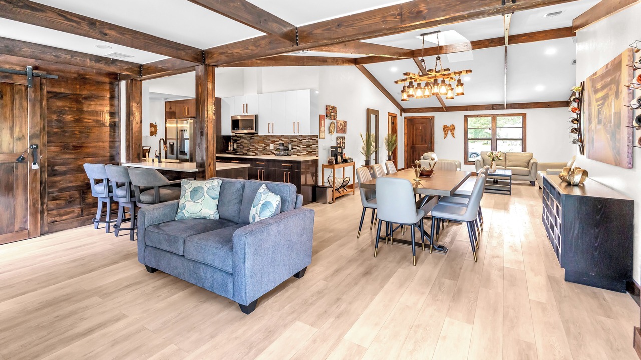 Photo of Livingroom in Rural Estates