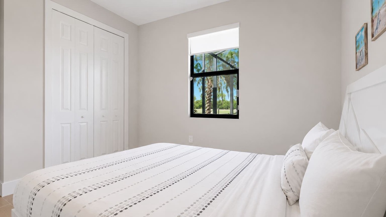 Photo of Bedroom in Bonita Springs