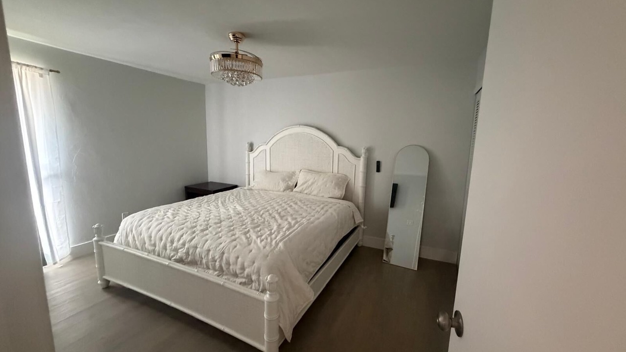 Photo of Bedroom in Diplomat