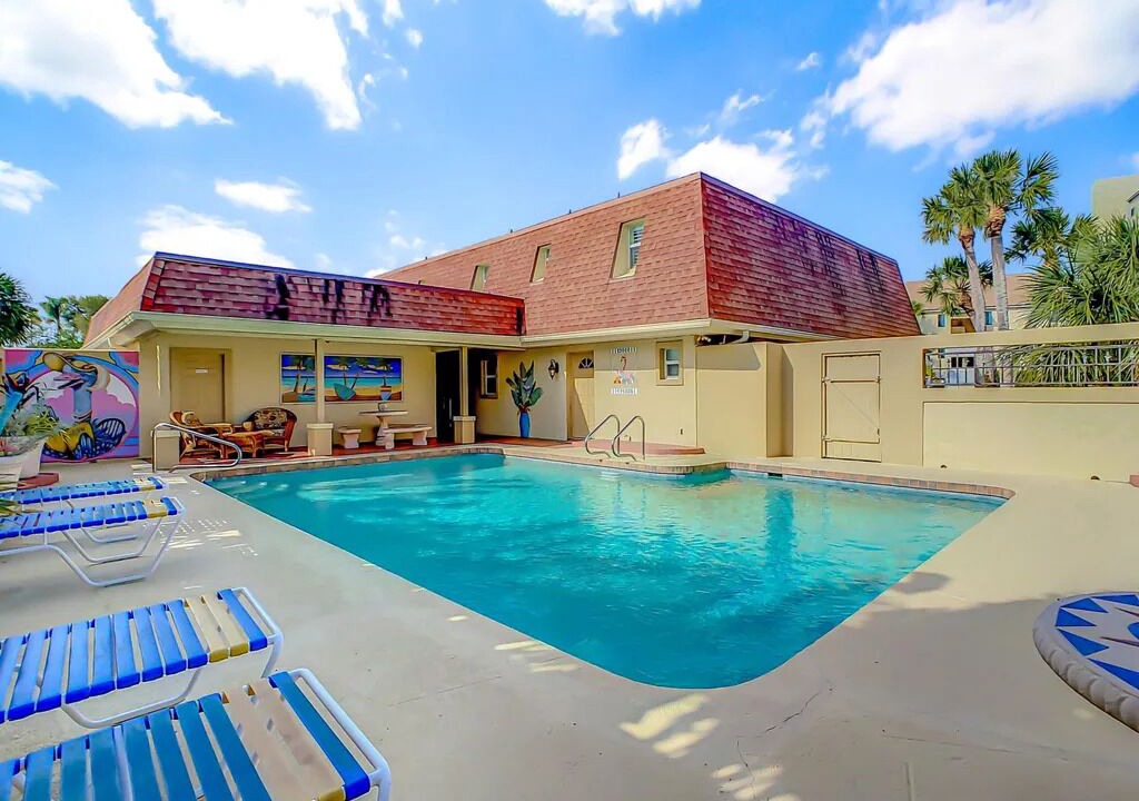 Photo of Outdoor in Golden Beach