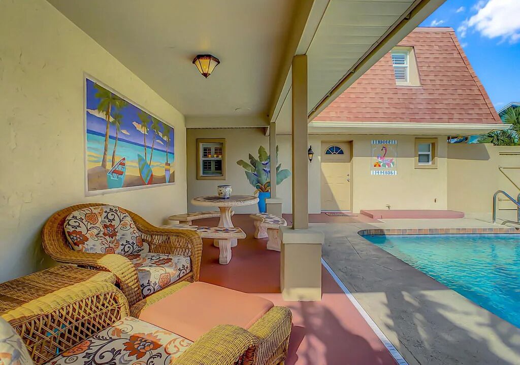 Photo of Outdoor in Golden Beach