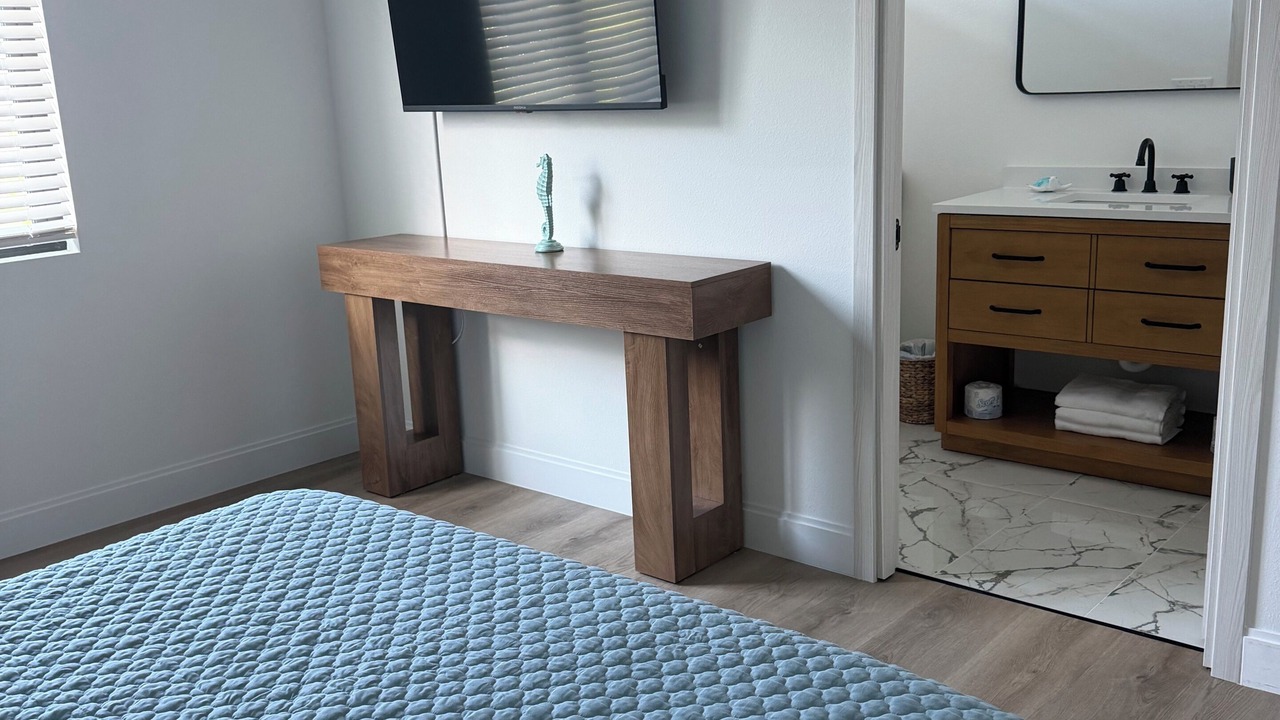 Photo of Bedroom in Pine Valley
