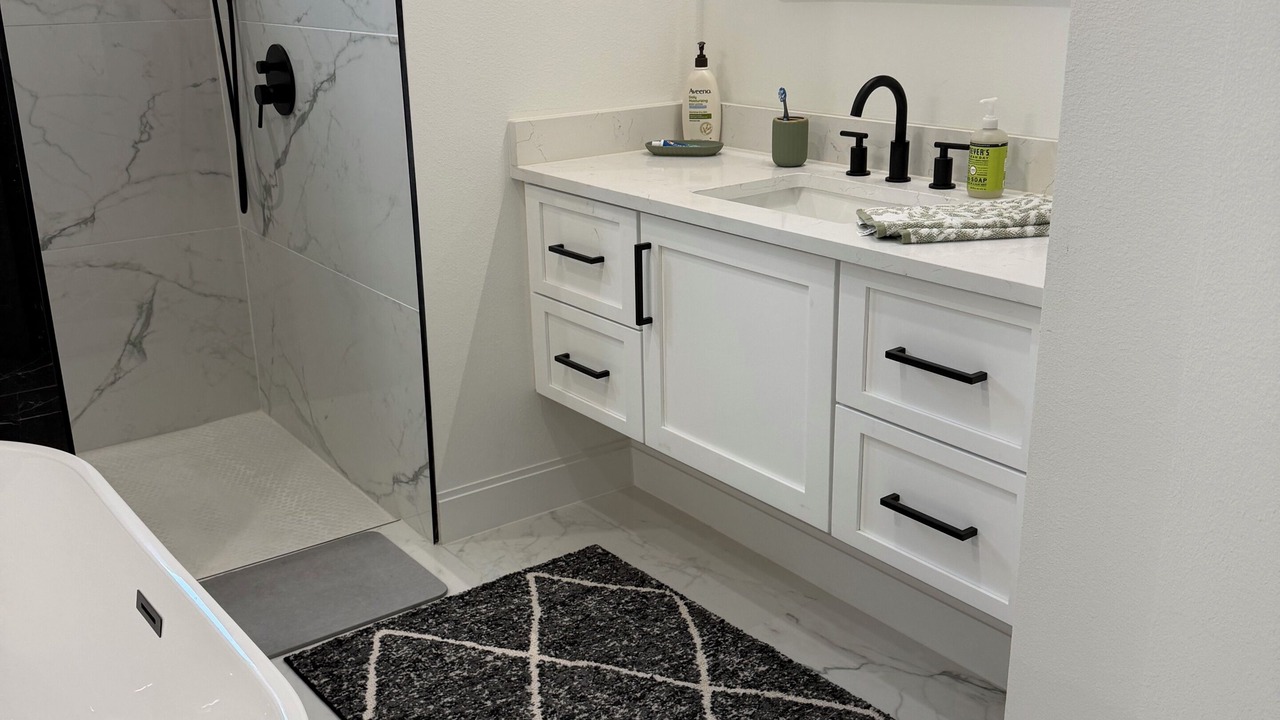 Photo of Bathroom in Pine Valley