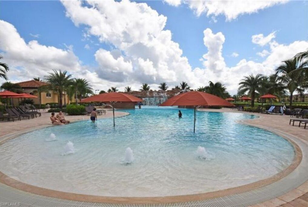 Photo of Outdoor in Naples