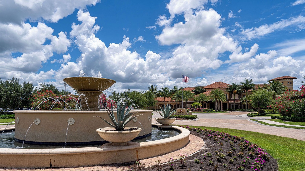 Photo of Outdoor in Naples