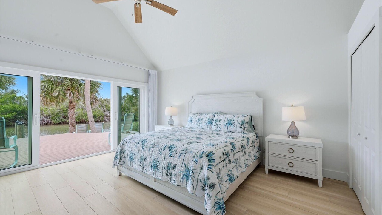 Photo of Bedroom in Palm Island