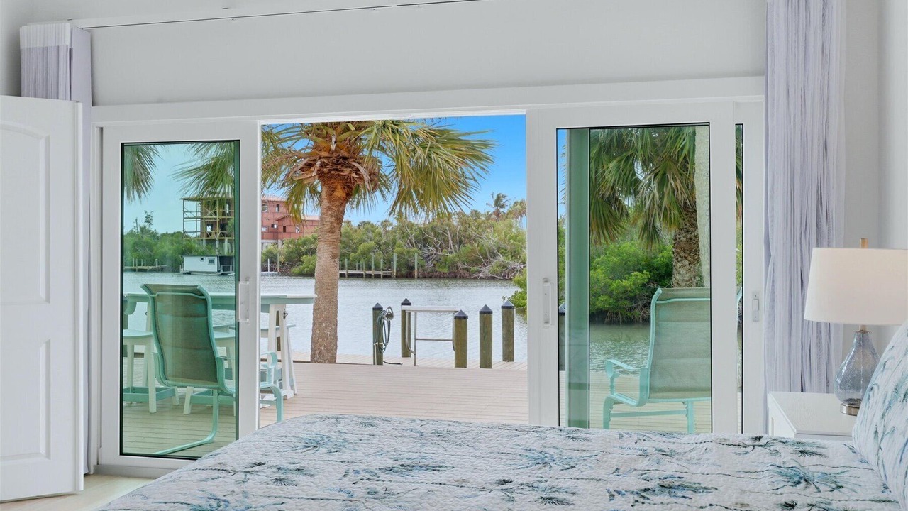 Photo of Bedroom in Palm Island