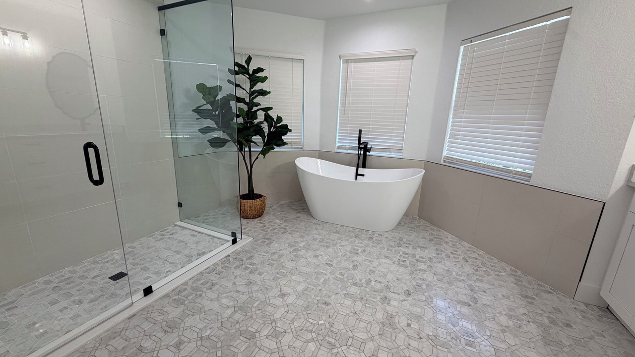 Photo of Bathroom in Oakes Estates