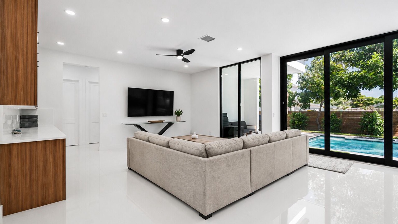 Photo of Livingroom in Southgate
