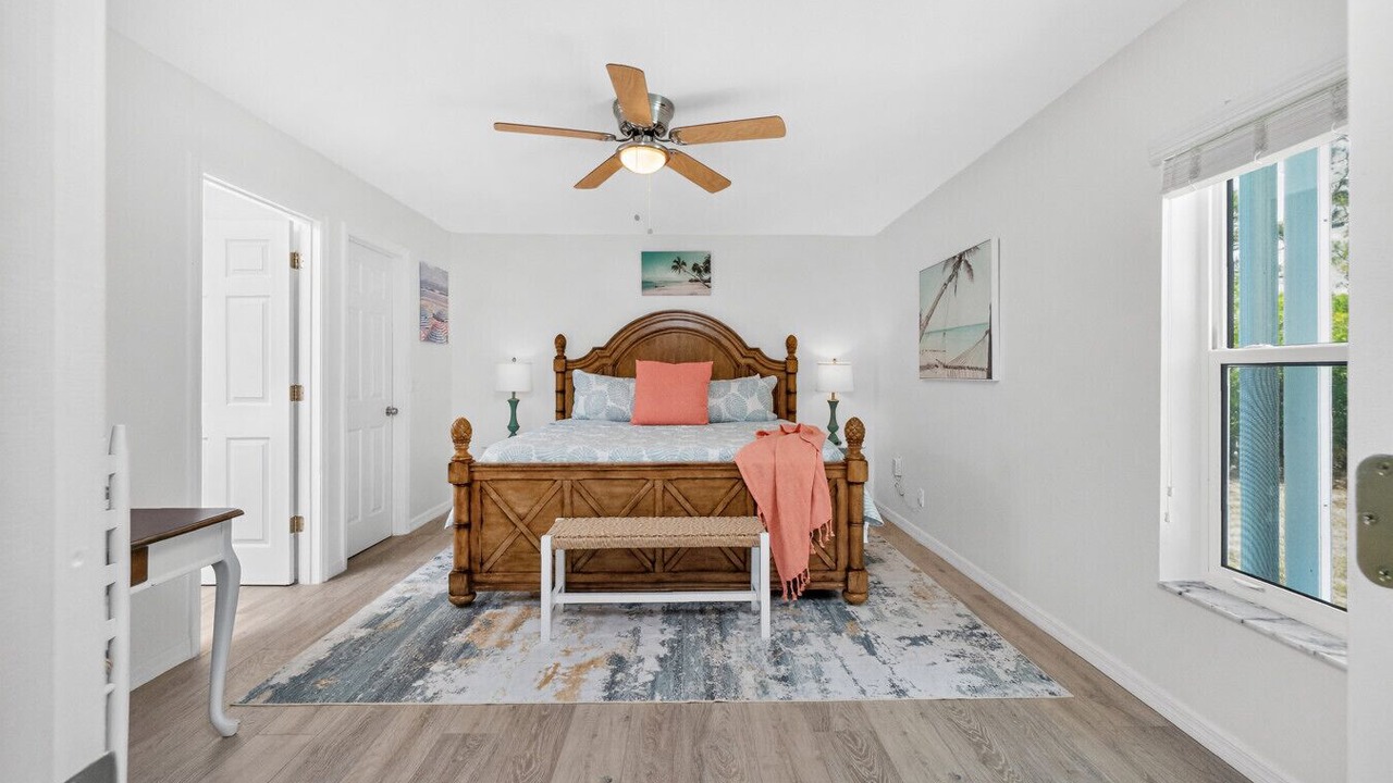 Photo of Bedroom in Englewood East