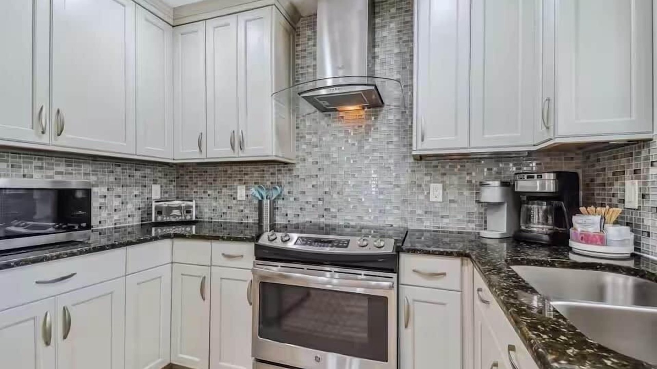 Photo of Kitchen in South Pinellas Community Council