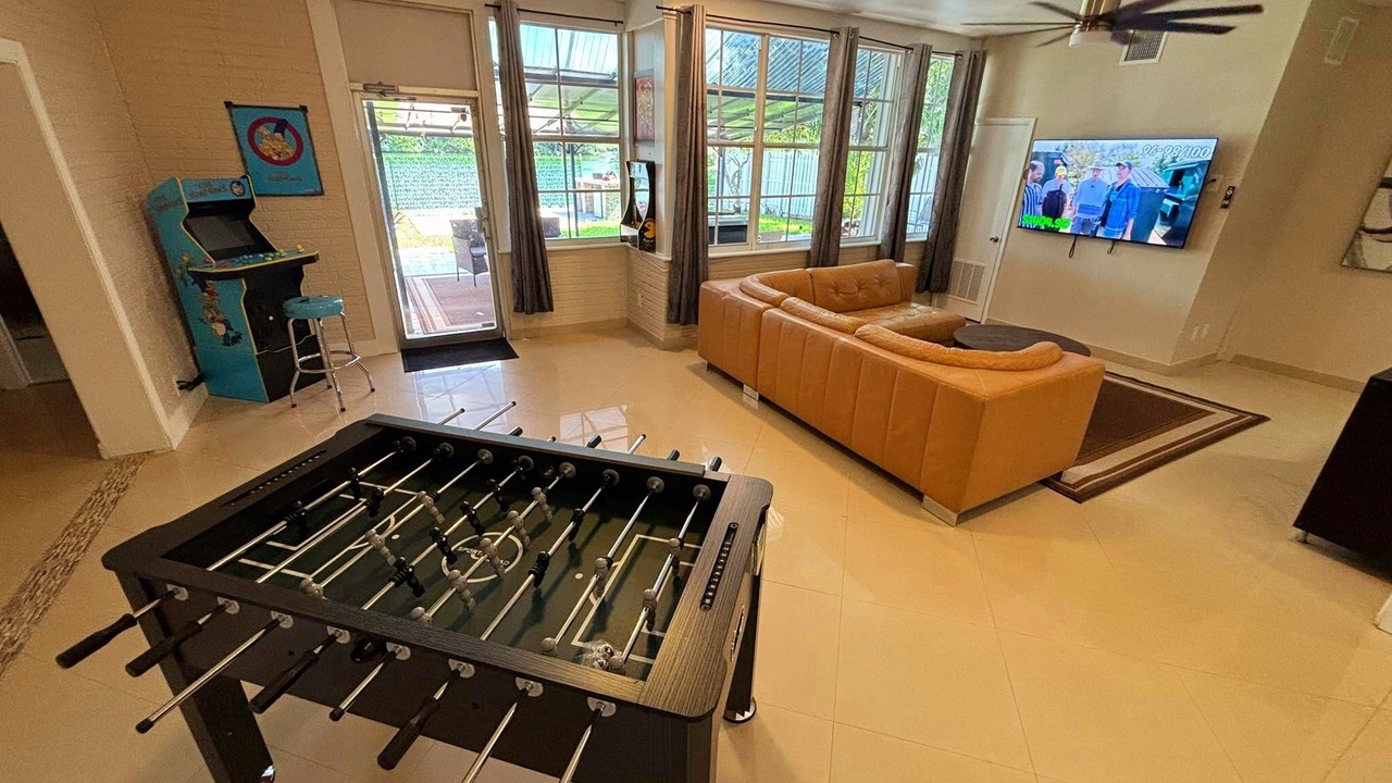 Photo of Bedroom in Hallandale Beach