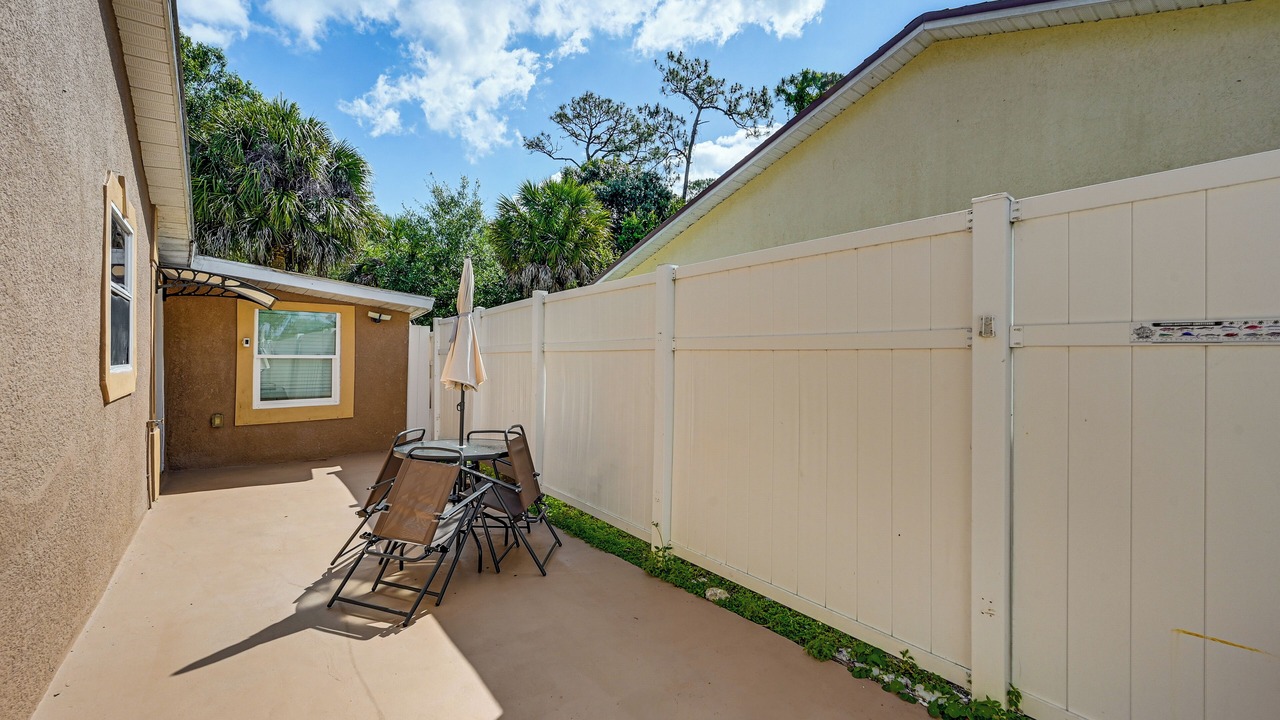 Photo of Outdoor in Naples