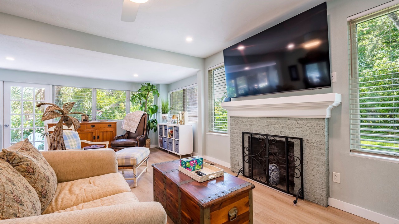 Photo of Livingroom in Bayou Oaks