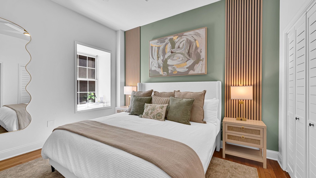 Photo of Bedroom in Greenville Downtown