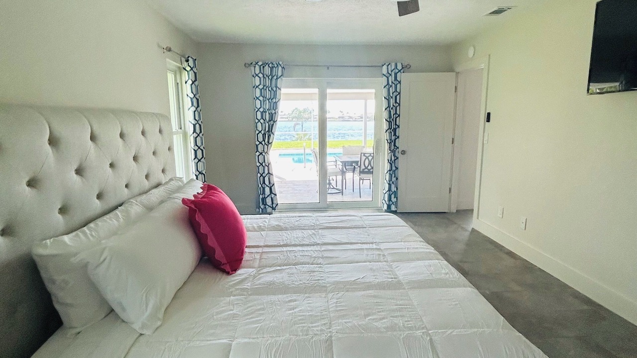 Photo of Bedroom in Eight Lakes