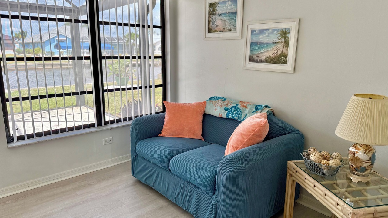 Photo of Livingroom in Gulf Cove